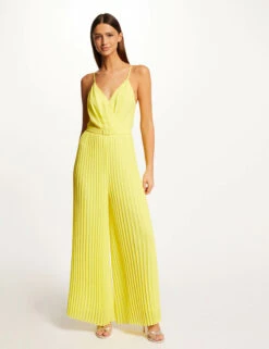 Combinaison Large Plissée Avec Dos Nu Jaune Femme