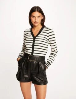 Gilet Boutonné Col En V à Rayures Ecru Femme