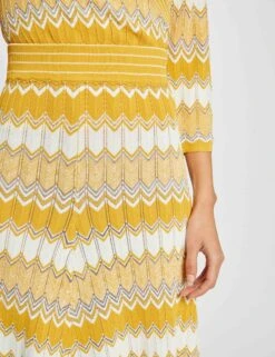 Jupe Midi Droite Tricotée à Rayures Jaune Femme -EllePort Soldes jupe midi droite tricotee a rayures jaune femme vue4 32536300887330400