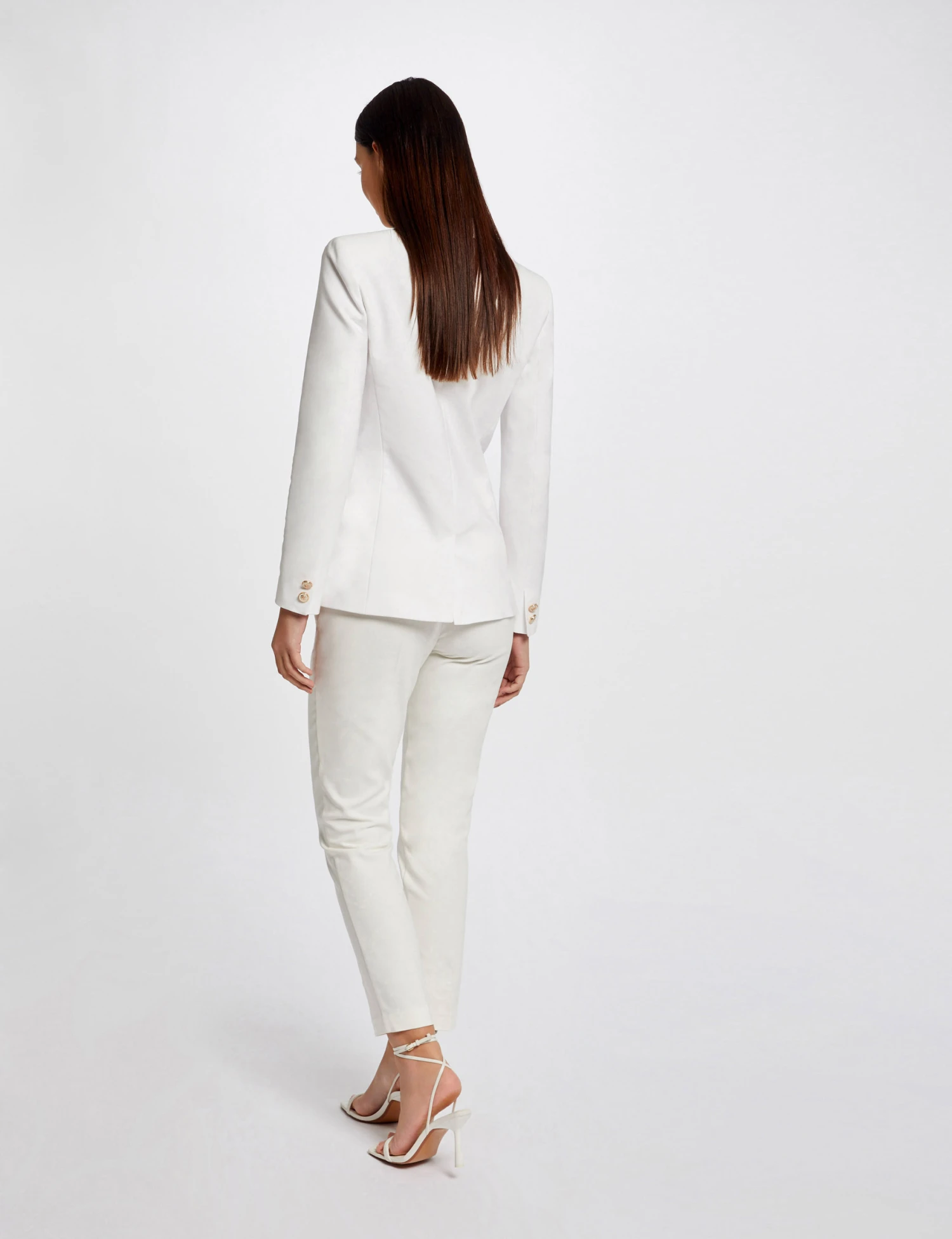 Pantalon Ajusté 7/8ème à Pinces Ecru Femme 2 Pantalon Ajusté 7/8ème à Pinces Ecru Femme – Image 2