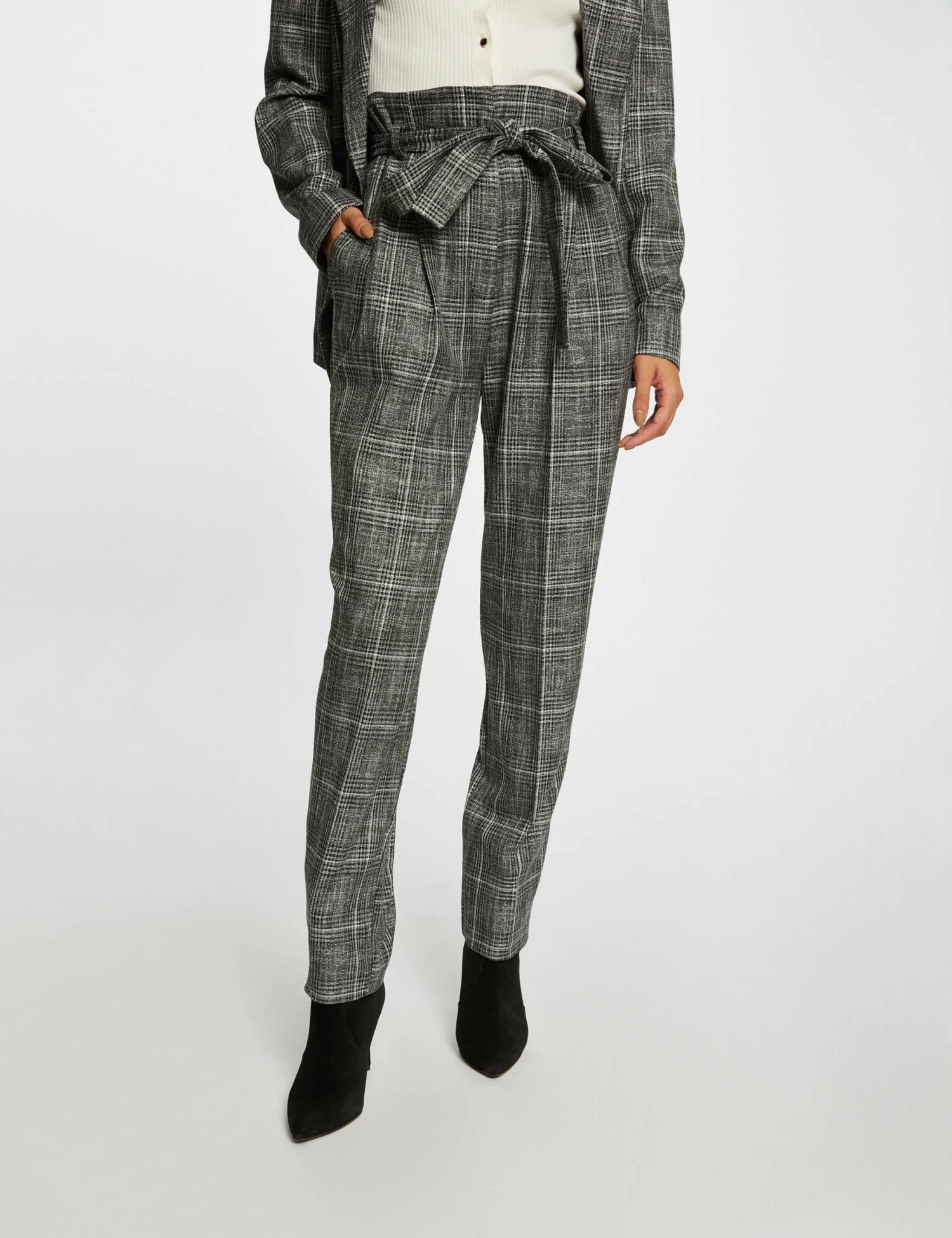 Pantalon City Paperbag à Carreaux Gris Moyen Femme 3 Pantalon City Paperbag à Carreaux Gris Moyen Femme – Image 3