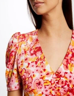 Robe Ajustée Froncée Imprimé Floral Multico Femme 7 Robe Ajustée Froncée Imprimé Floral Multico Femme -EllePort Soldes robe ajustee froncee imprime floral multico femme vue6 32536300945680900