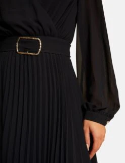Robe Droite Fluide Avec Bas Plissé Marine Femme 11 Robe Droite Fluide Avec Bas Plissé Marine Femme -EllePort Soldes robe droite fluide avec bas plisse marine femme vue4 32536300931740301