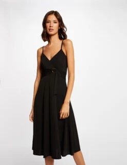 Robe Longue Droite Avec Détail Boucle Noir Femme