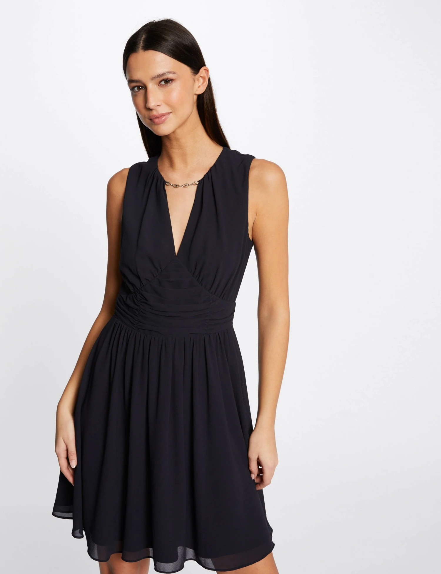 Robe Patineuse Avec Détail Chaîne Marine Femme 1 Robe Patineuse Avec Détail Chaîne Marine Femme