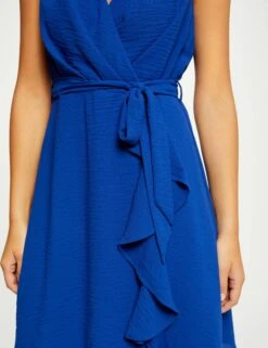 Robe Portefeuille Fluide Ceinturée Bleu Electrique Femme 8 Robe Portefeuille Fluide Ceinturée Bleu Electrique Femme -EllePort Soldes robe portefeuille fluide ceinturee bleu electrique femme vue6 32536300950480314