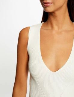 Robe Pull Midi Ajustée Col En V Ivoire Femme -EllePort Soldes robe pull midi ajustee col en v ivoire femme vue4 32536300949840203