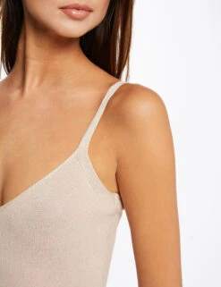 Robe Pull Midi évasée à Bretelles Fines Dore Femme 8 Robe Pull Midi évasée à Bretelles Fines Dore Femme -EllePort Soldes robe pull midi evasee a bretelles fines dore femme vue6 32536300931330401